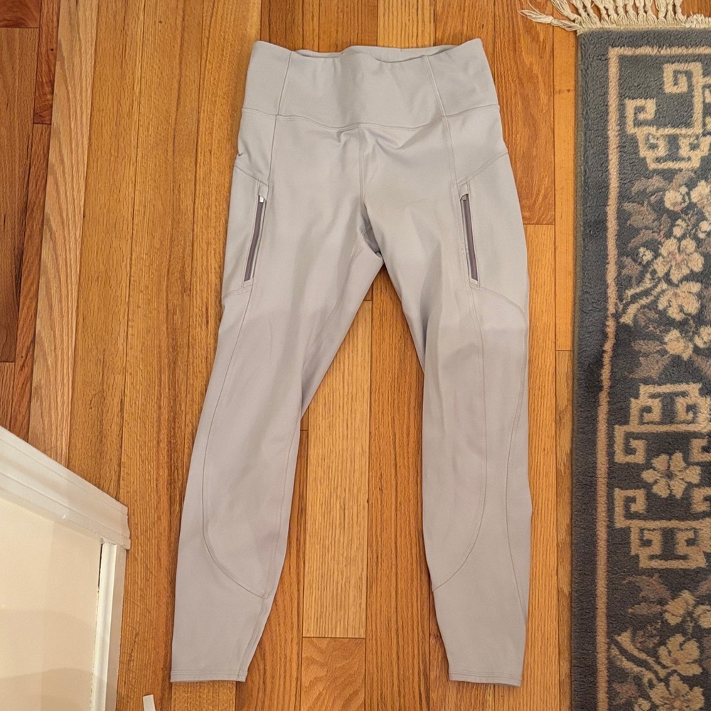 Athleta Rainier Fleece lined Light Gray High-Waisted Leggings Medium
